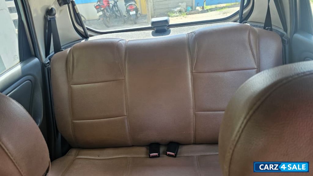 Silver Maruti Suzuki Alto Lxi