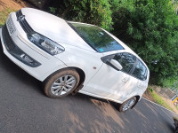 White Candy Volkswagen Polo Highline
