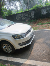 White Candy Volkswagen Polo Highline