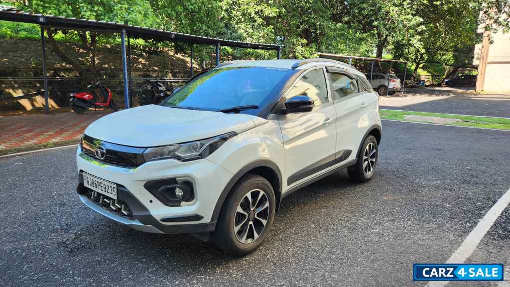 Tata Nexon XZA + petrol Automatic