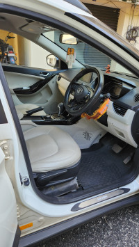 Tata Nexon XZA + petrol Automatic