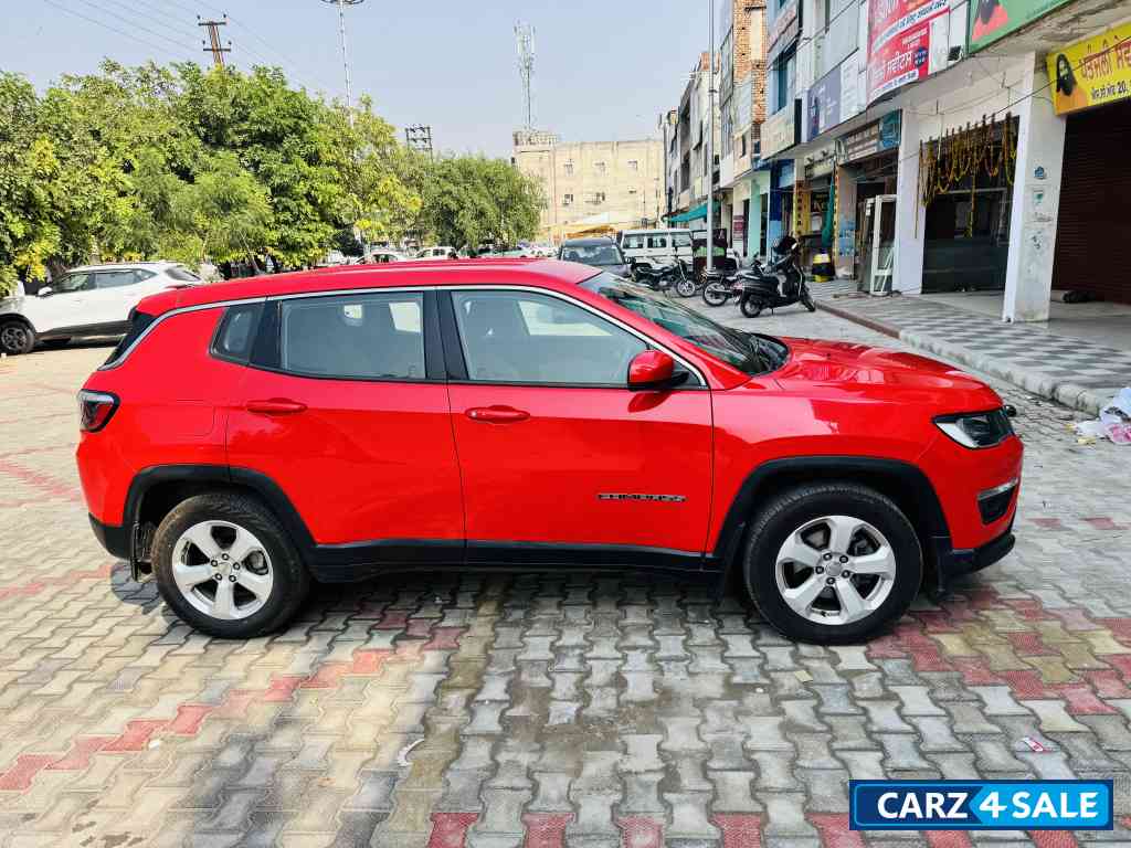Exotic Red Jeep Compass LONGITUDE 2.0D