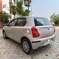 S Silver Toyota Etios Liva V Diesel