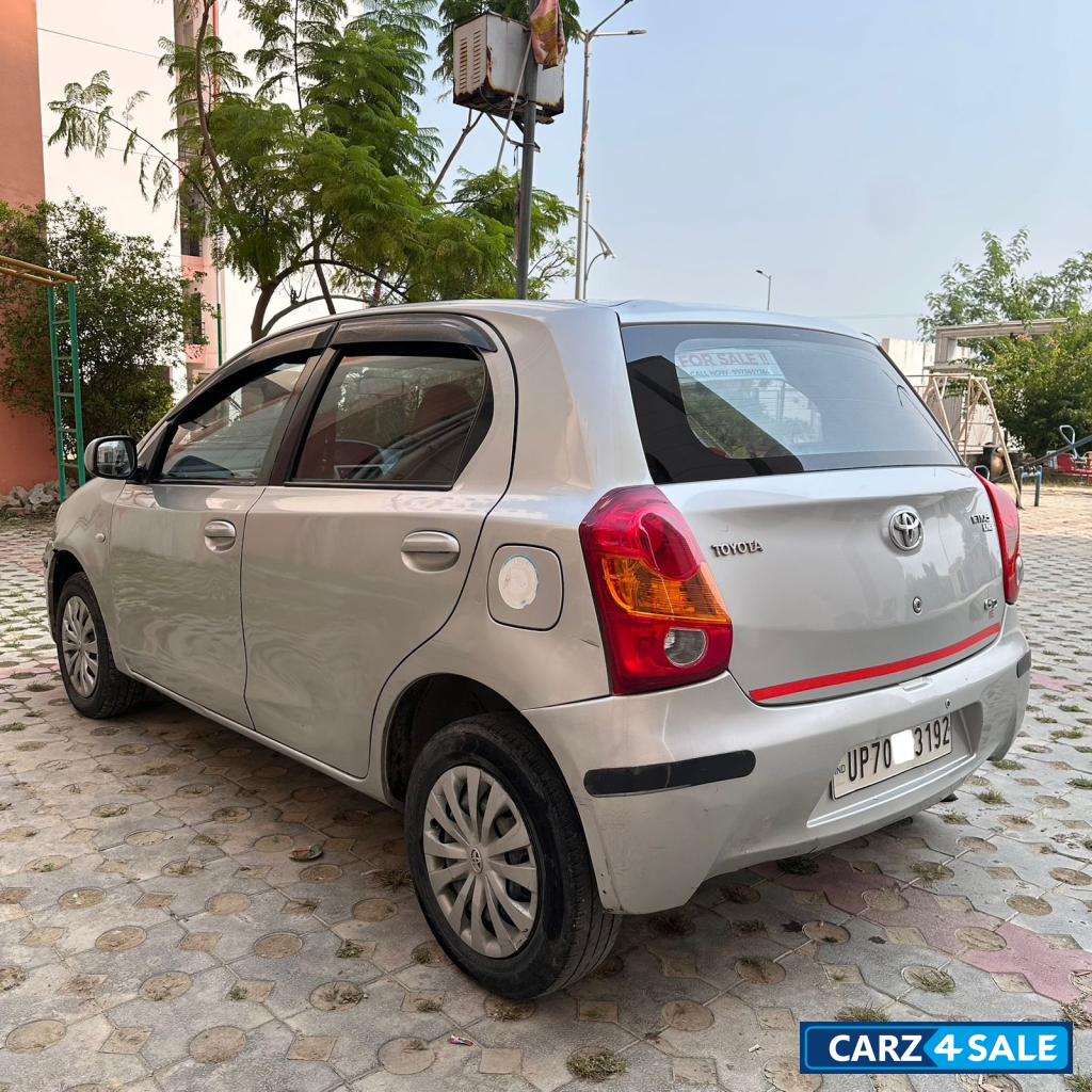 S Silver Toyota Etios Liva V Diesel S Silver Toyota Etios Liva V Diesel