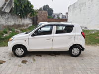 White Maruti Suzuki Alto 800 LXI