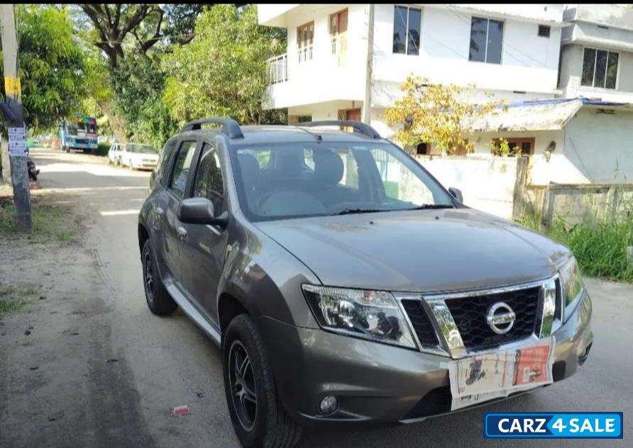 Nissan Terrano 85ps