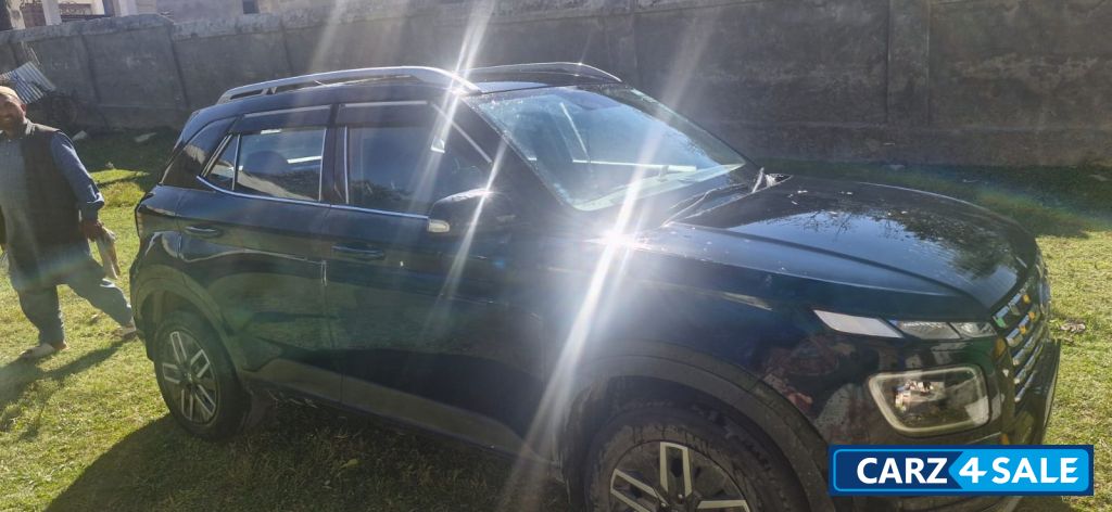 Hyundai Venue 1.5 CRDI MT S+