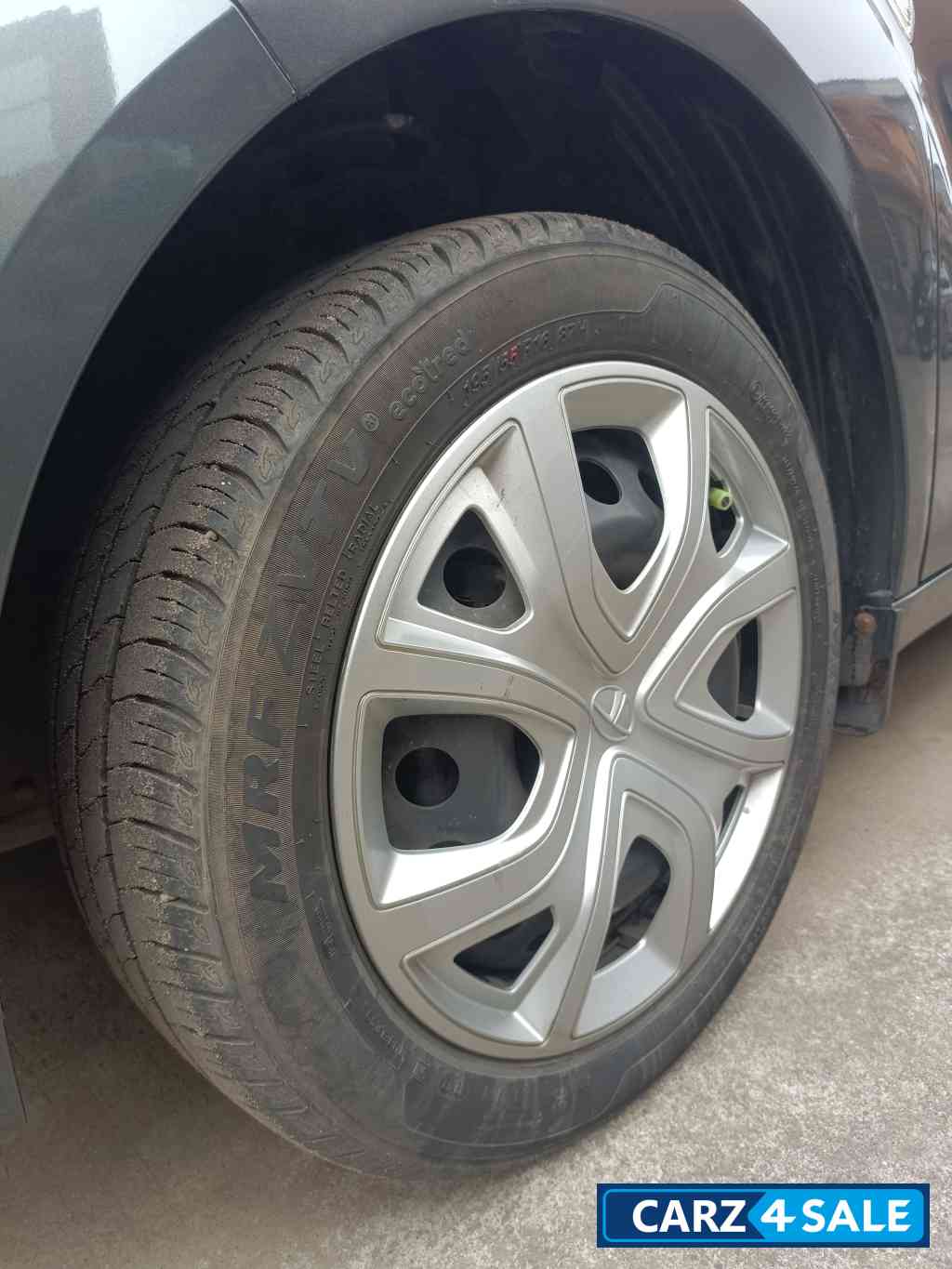 Grey Tata Altroz Xm plus