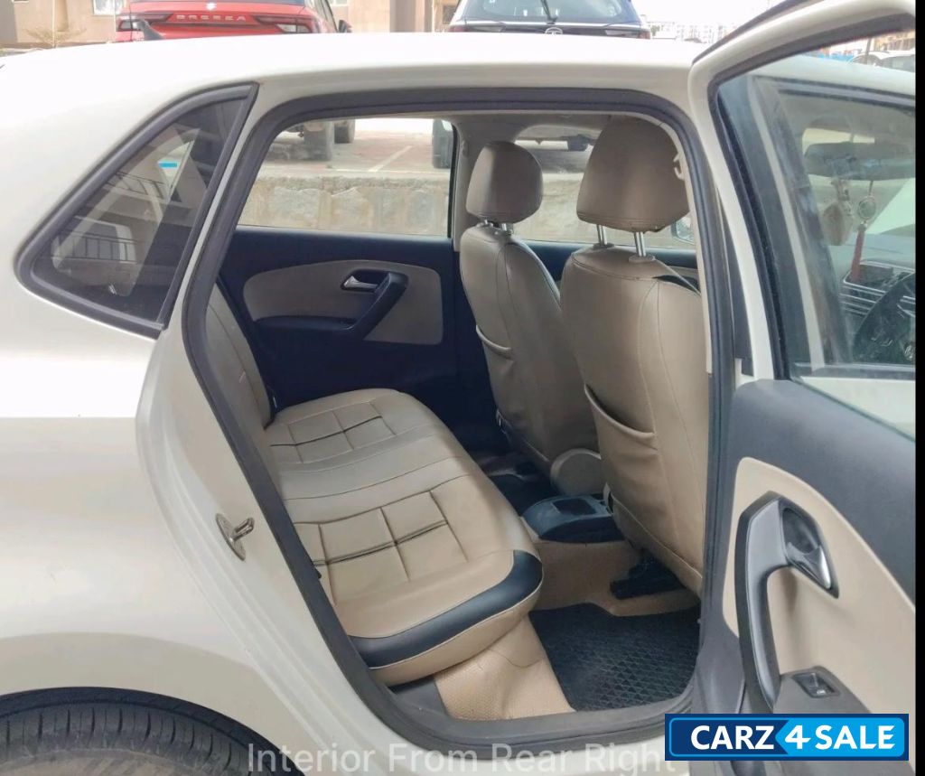 White Volkswagen Polo Highline