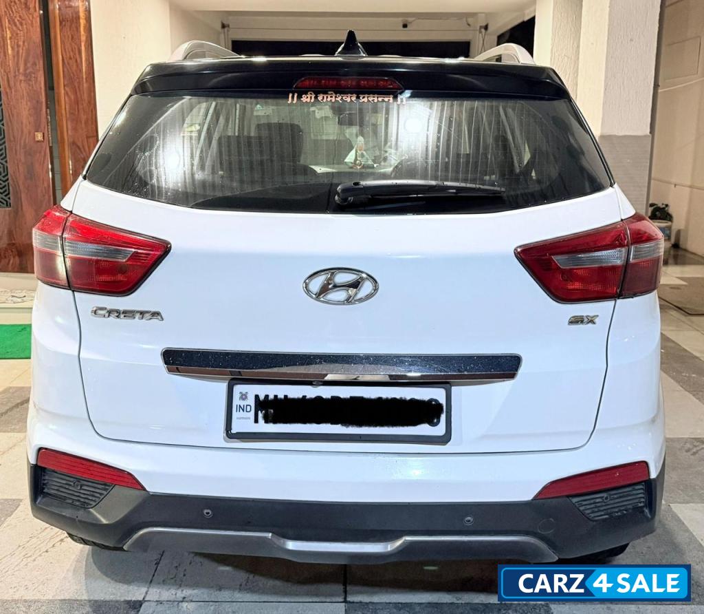 White Black Dual Tone Hyundai Creta 1.6 SX+ SE VTVT Dual Tone