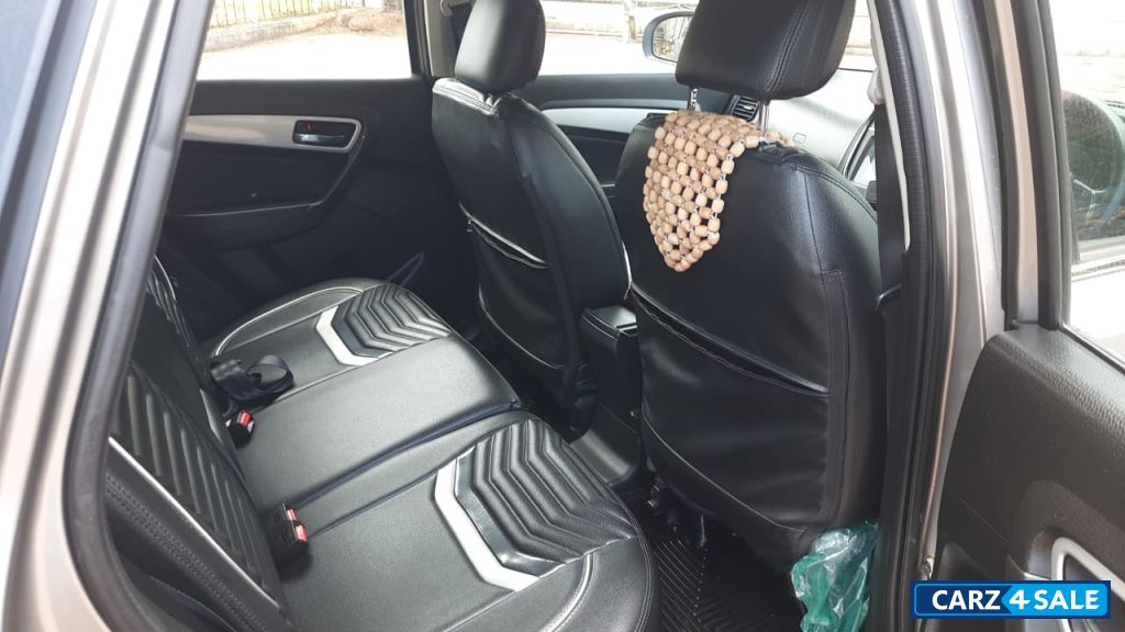 Silver Maruti Suzuki Vitara Brezza Zxi PLUS AT SMART HYBRID