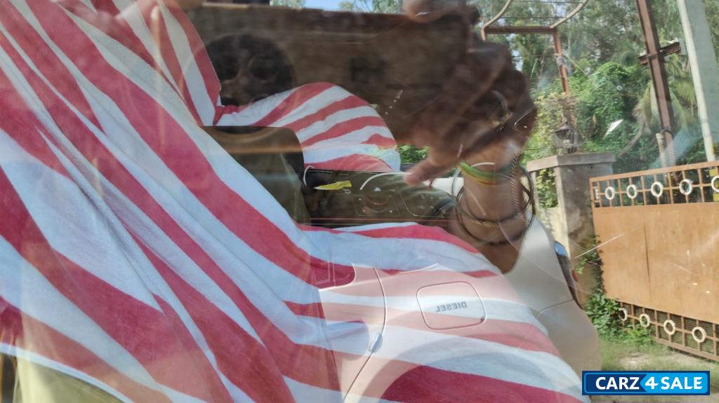 Copper Mahindra XUV700