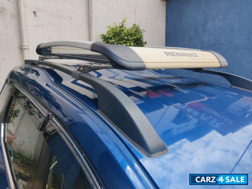 Electric Blue Renault Triber RXZ Petrol Easy R1 0L