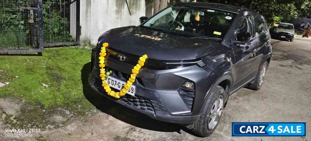 Tata Nexon Smart plus