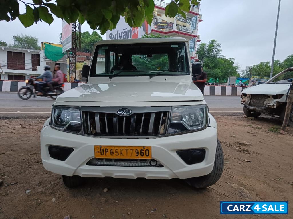 Diamond White Mahindra Bolero BS6