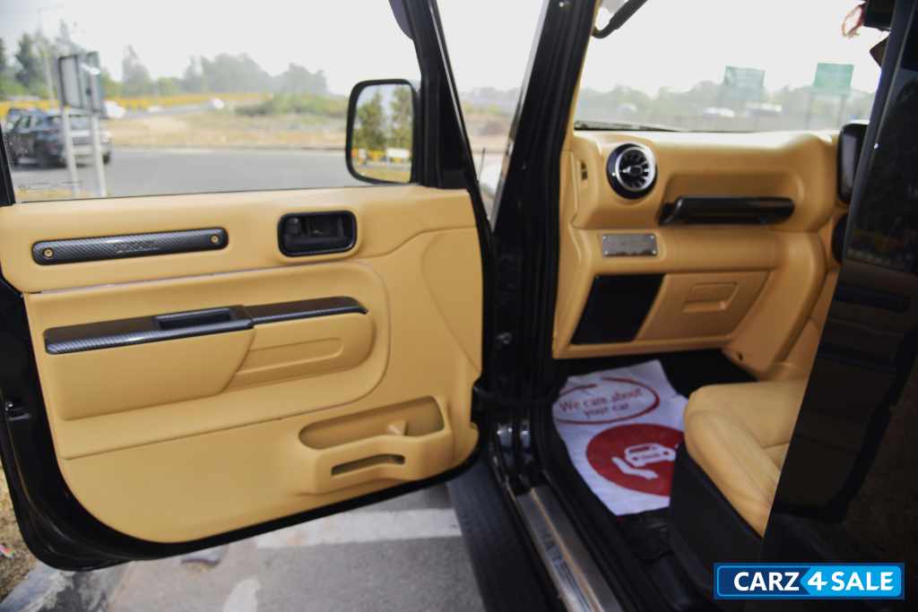 Napoli Black Mahindra Thar LX P AT 4WD 4S HT Napoli Black Mahindra Thar LX P AT 4WD 4S HT