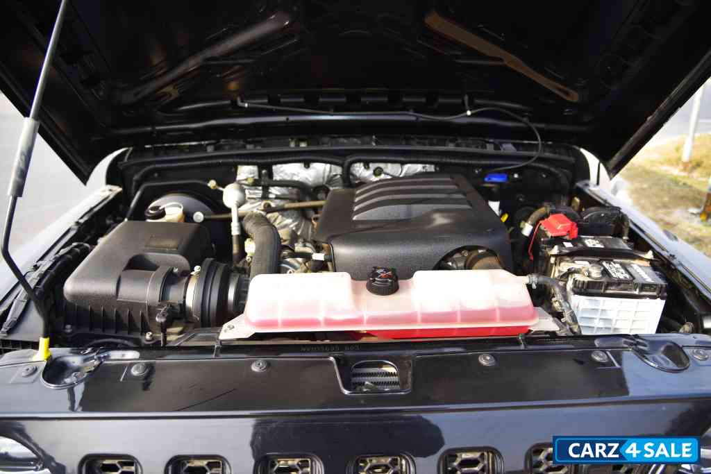 Napoli Black Mahindra Thar LX P AT 4WD 4S HT Napoli Black Mahindra Thar LX P AT 4WD 4S HT