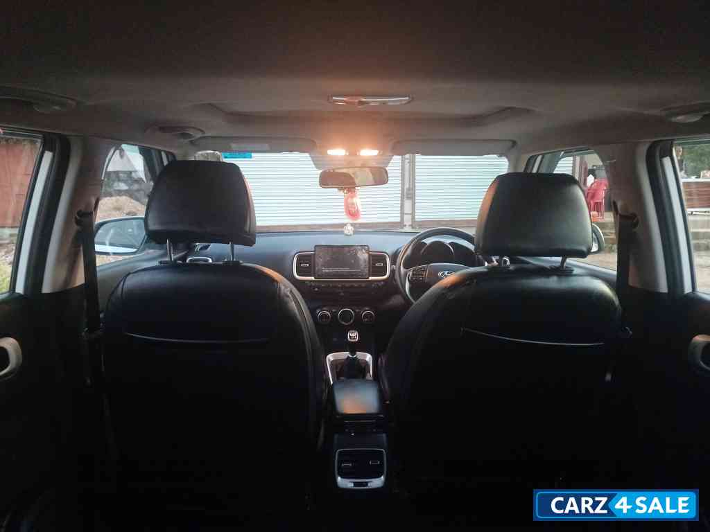 Hyundai Venue SX1l turbo