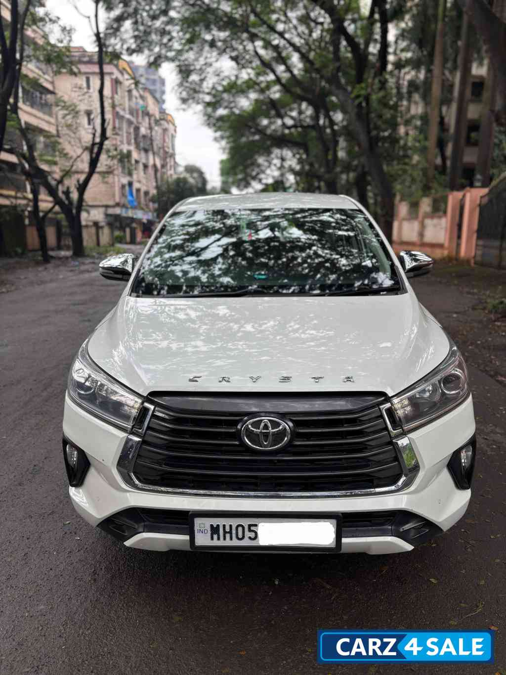 Toyota Innova Crysta