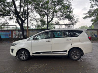 Toyota Innova Crysta