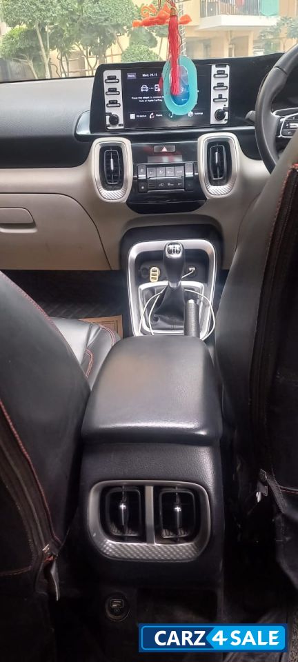 Glacier White Kia Sonet HTX IMT G1.0 AE