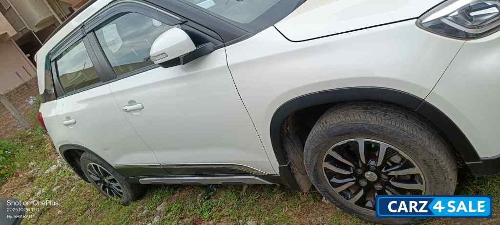 Pearl Artic White Maruti Suzuki Vitara Brezza Vxi