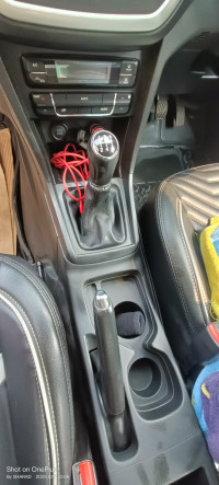 Pearl Artic White Maruti Suzuki Vitara Brezza Vxi