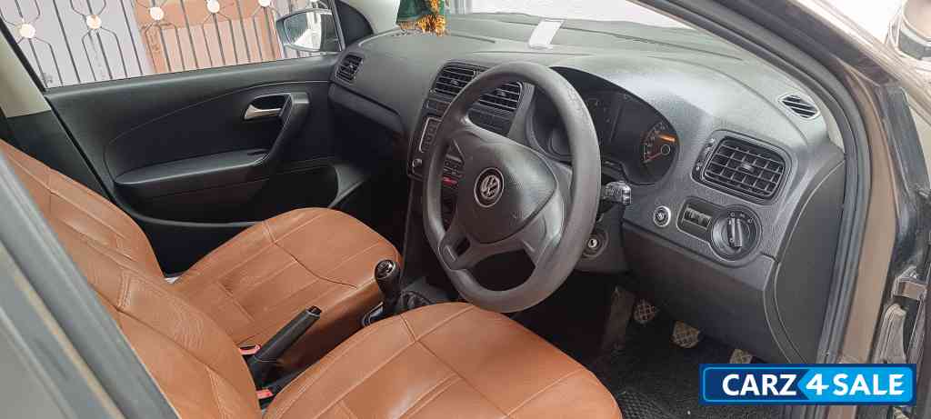 Toffee Brown Metalli Volkswagen Polo 1.0l MPI 56KW MT-CL Toffee Brown Metalli Volkswagen Polo 1.0l MPI 56KW MT-CL