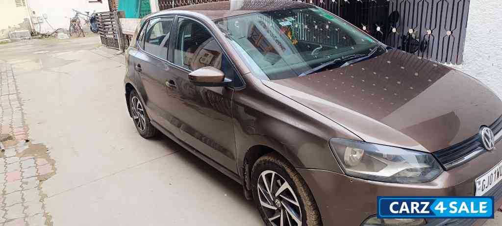 Toffee Brown Metalli Volkswagen Polo 1.0l MPI 56KW MT-CL Toffee Brown Metalli Volkswagen Polo 1.0l MPI 56KW MT-CL