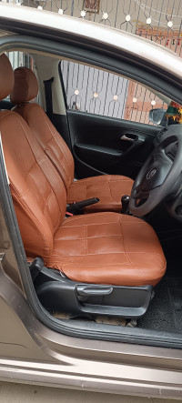 Toffee Brown Metalli Volkswagen Polo 1.0l MPI 56KW MT-CL