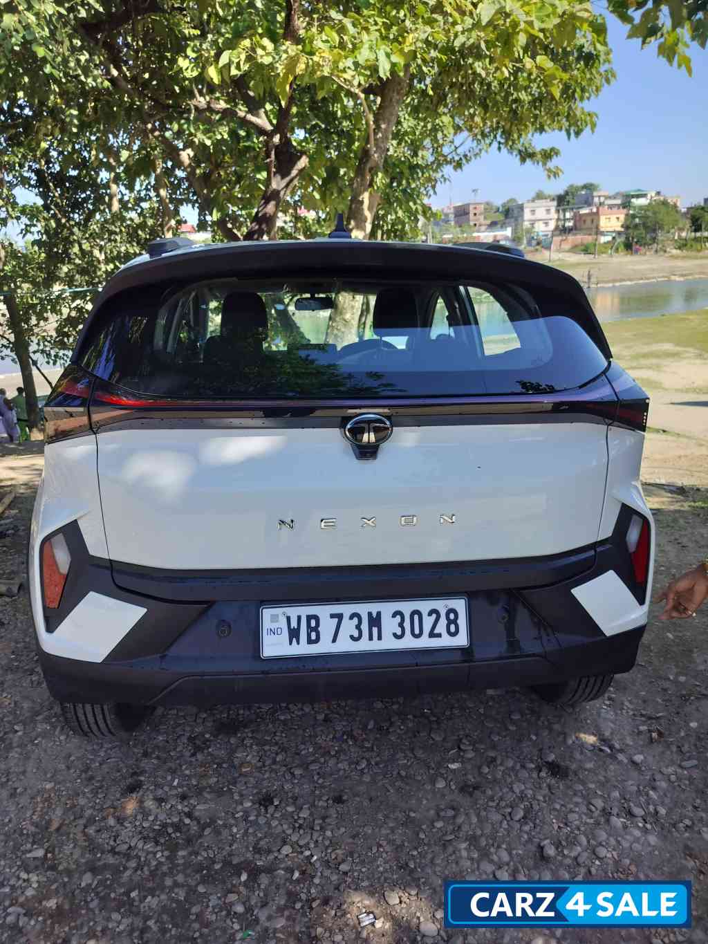 White Tata Nexon Tata nexon pure+pmt White Tata Nexon Tata nexon pure+pmt