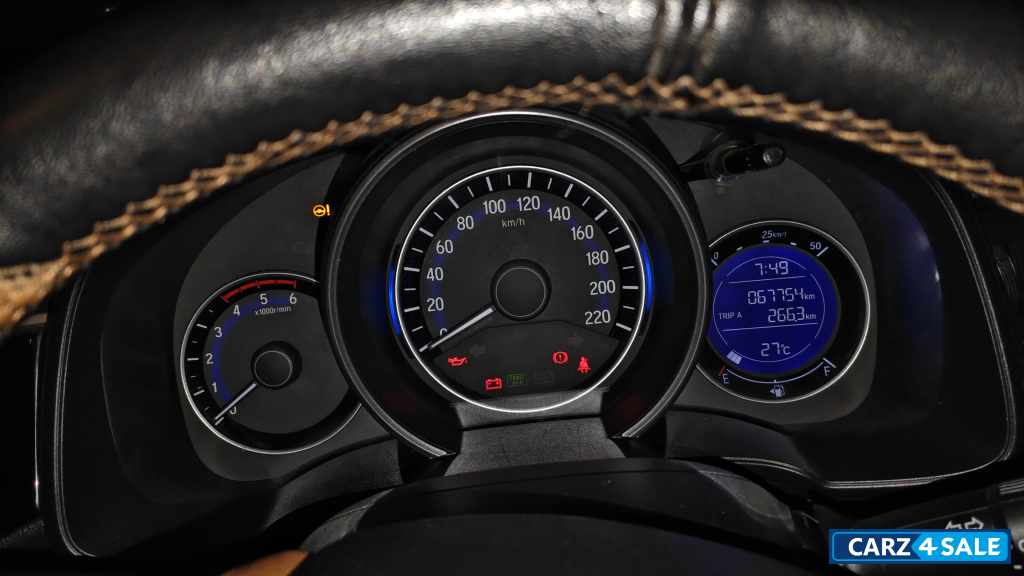 Golden Brown Honda WR-V Vx MT Golden Brown Honda WR-V Vx MT