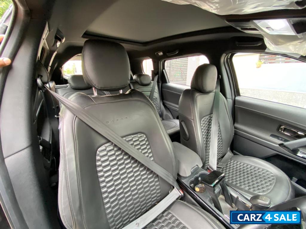 Tata Safari Pure black s