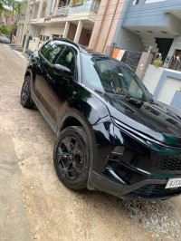 Tata Safari Pure black s