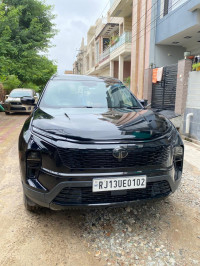 Tata Safari Pure black s