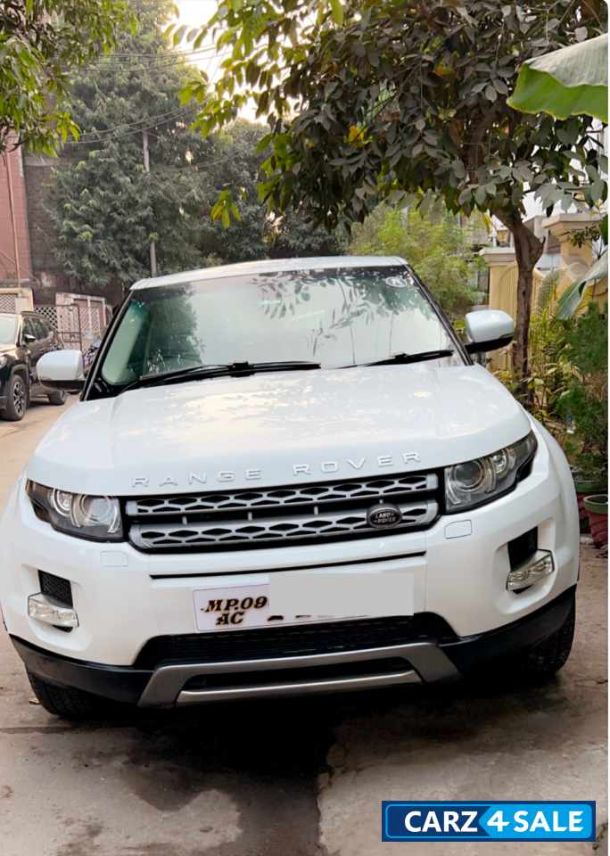 F White Land Rover Range Rover Evoque Sd4 pure