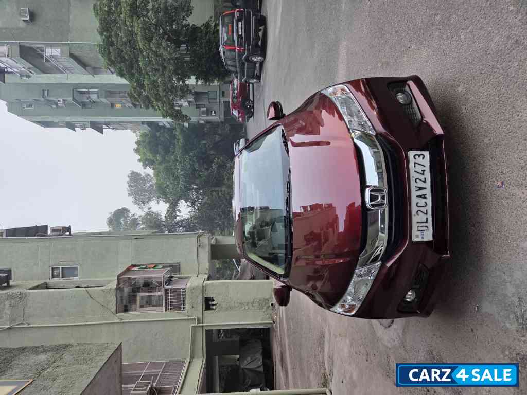Carnelian Red Honda City VX MT IVTEC