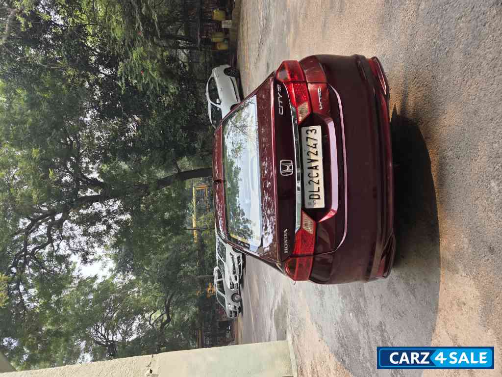 Carnelian Red Honda City VX MT IVTEC