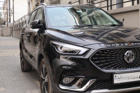 Black MG Astor Sharp 1.5 MT