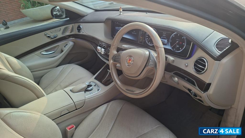 Mercedes-Benz S-Class 350