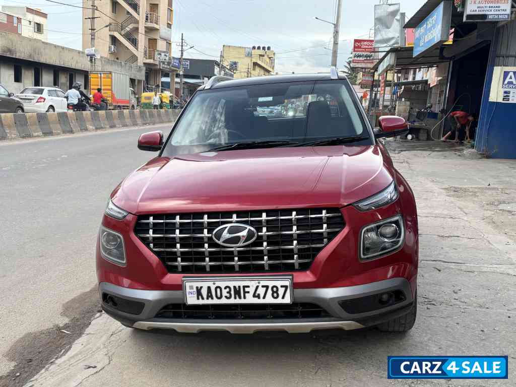 Ferry Red Hyundai Venue 1L Turbo AT SX Plus petrol