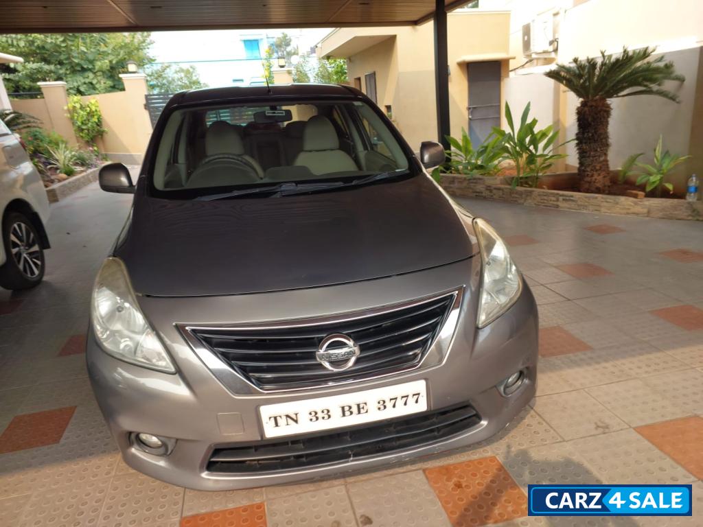 Bronze Grey Nissan Sunny XV