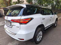White Toyota Fortuner sigma 4x4 Automatic