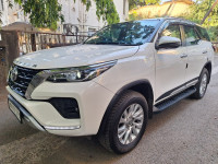 White Toyota Fortuner sigma 4x4 Automatic