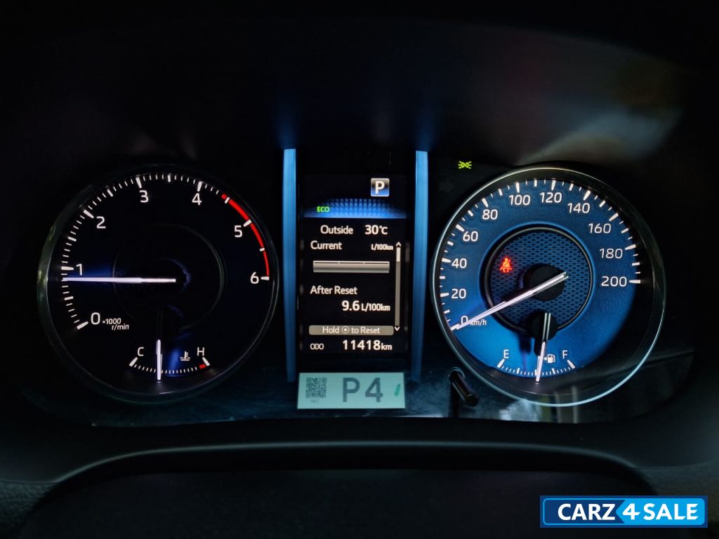 White Toyota Fortuner sigma 4x4 Automatic