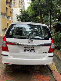 Toyota Innova V top model