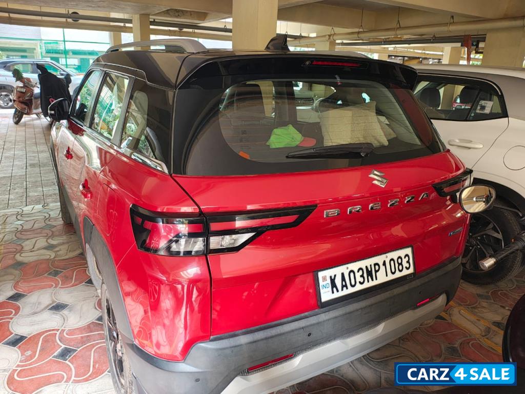 Red Black Dt Maruti Suzuki  Breeza ZXI+