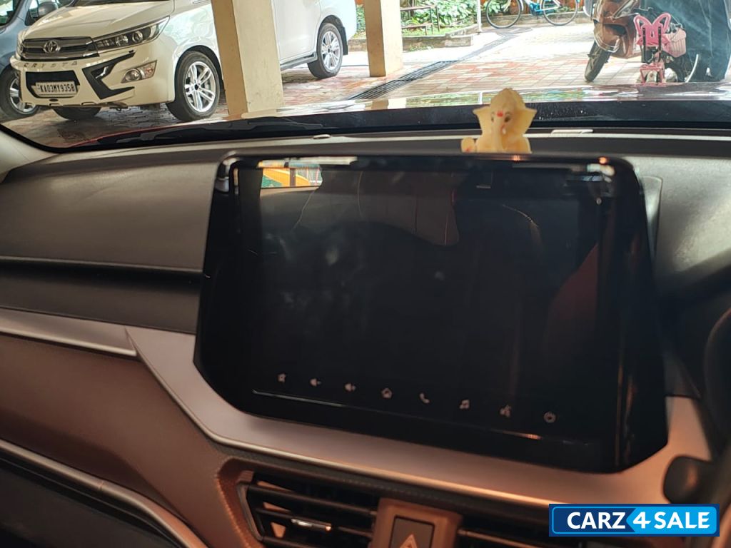 Red Black Dt Maruti Suzuki  Breeza ZXI+