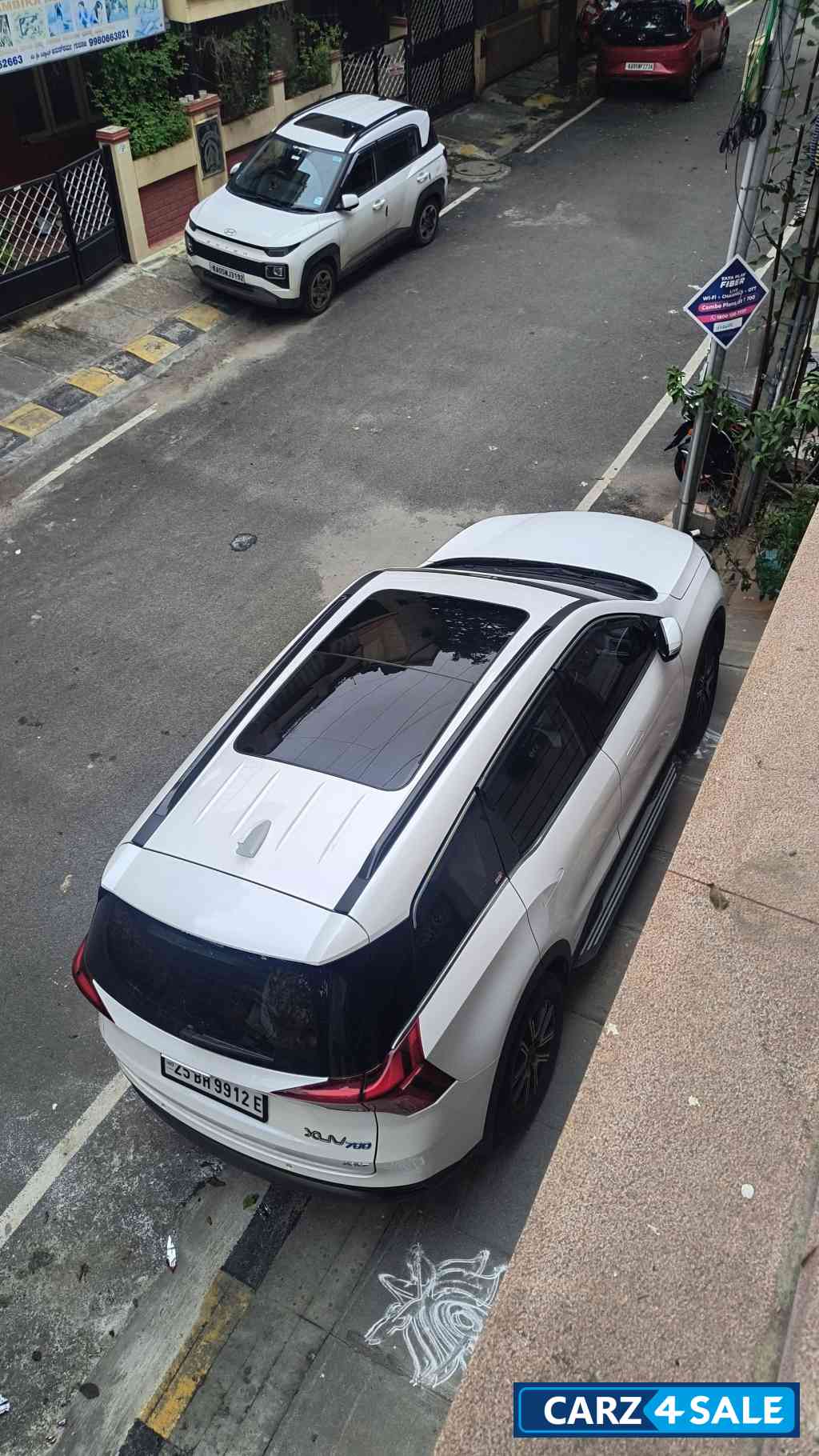 Mahindra XUV700 AX7 P MT 7STR Mahindra XUV700 AX7 P MT 7STR