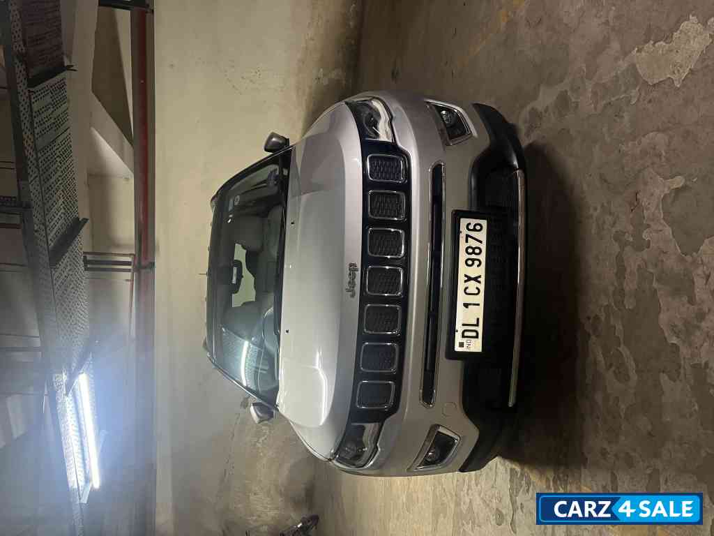 Minimal Grey Jeep Compass Petrol Automatic